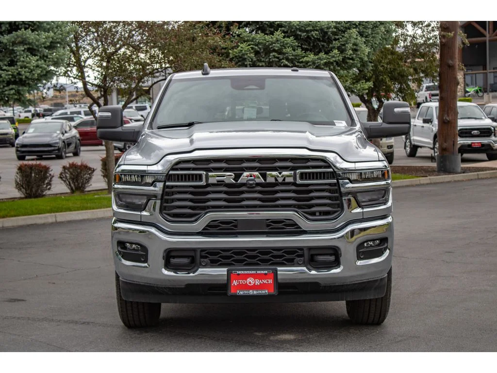 New 2026 Silver Zynith Ram Tradesman image 3