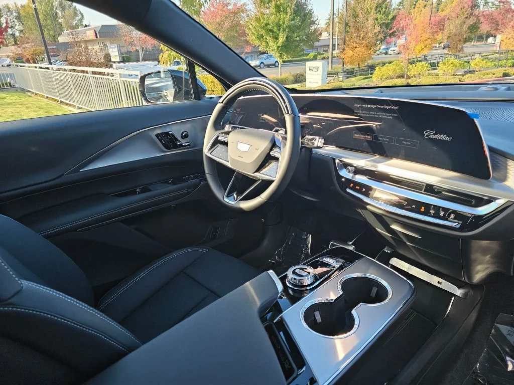 2027 Cadillac LYRIQ Sport - Photo 10