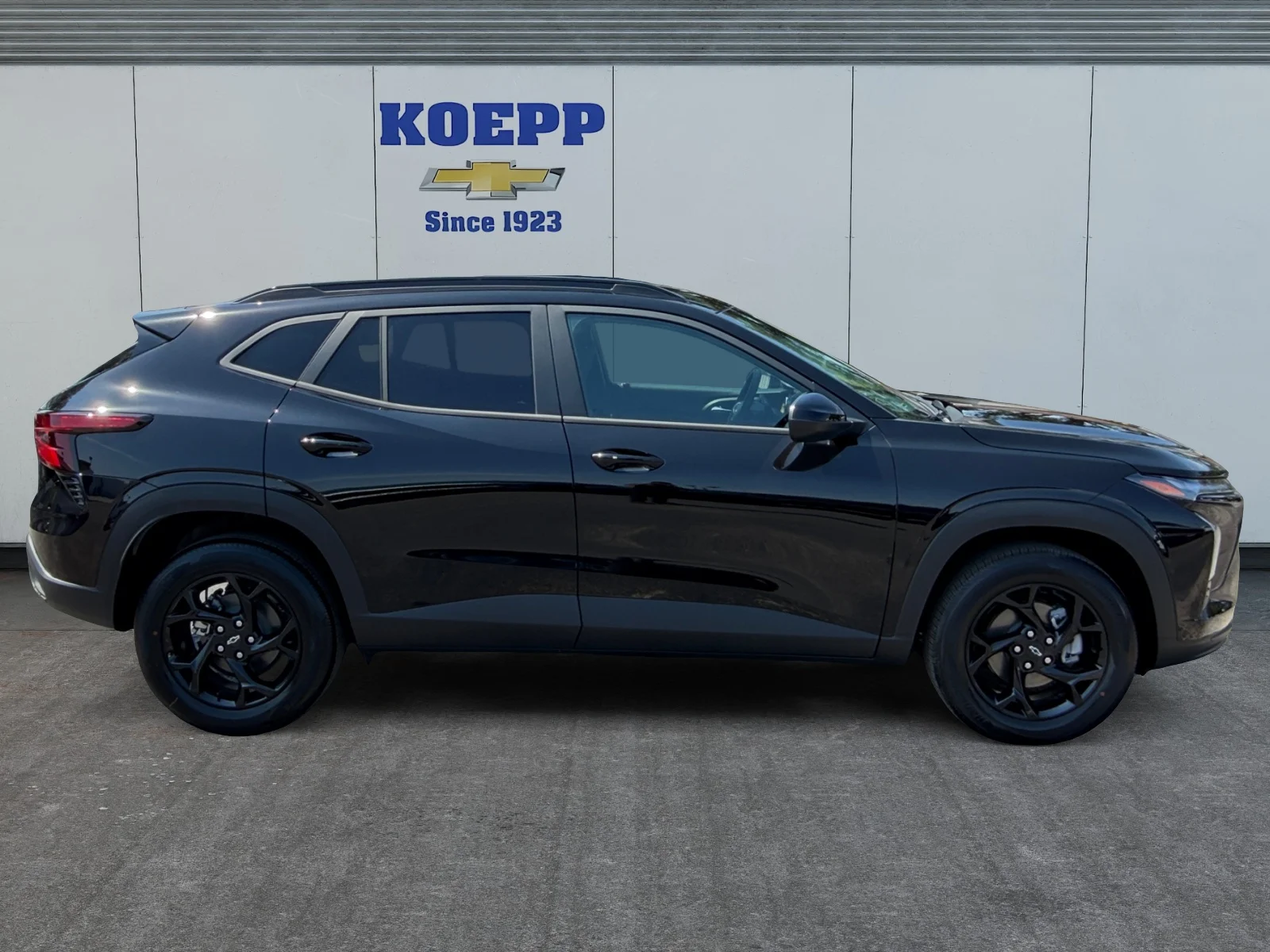 New 2026 Mosaic Black Metallic Chevrolet LT image 6