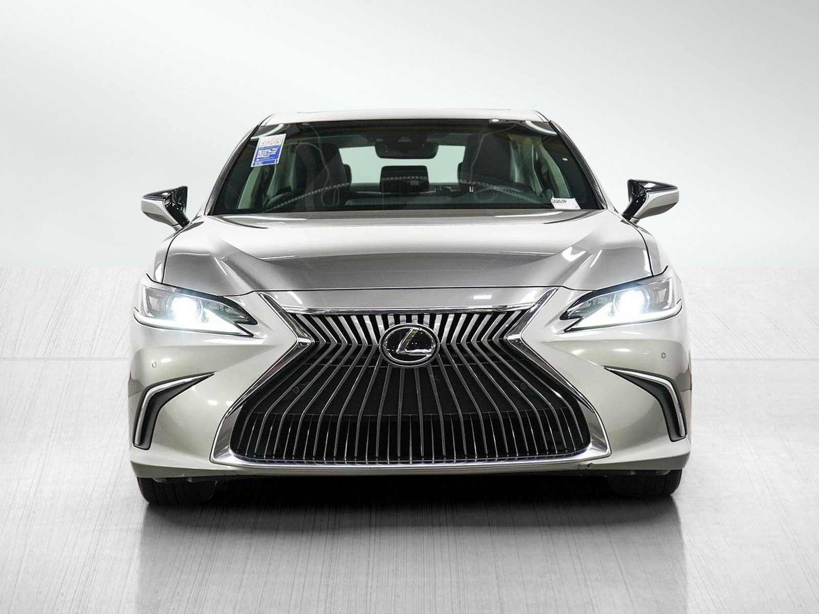 Used 2021  Lexus ES 350 image 8