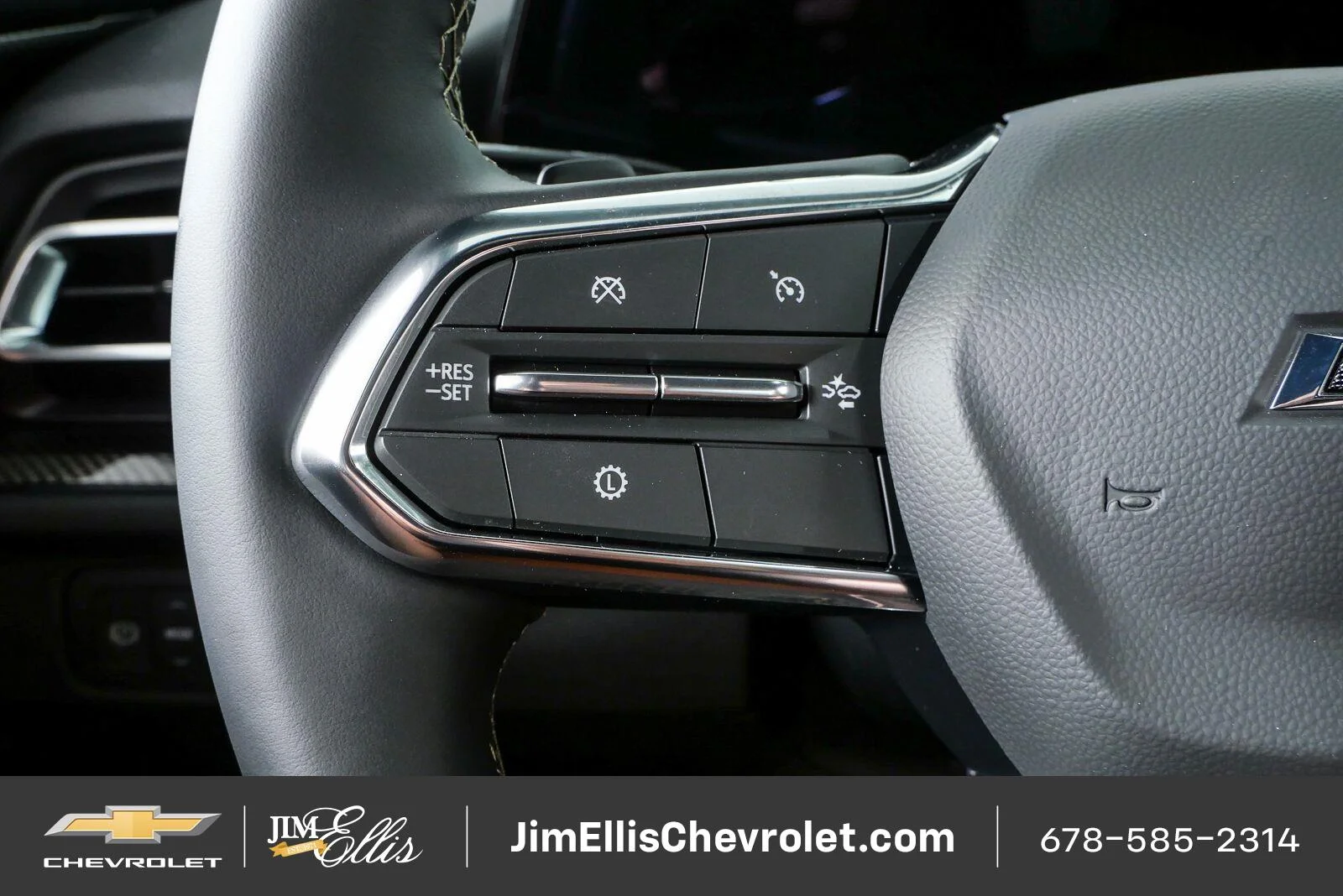 New 2027 Sterling Gray Metallic Chevrolet Z71 image 10