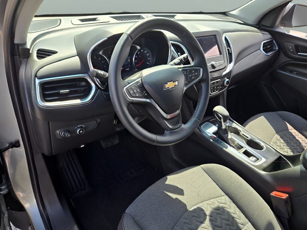 Used 2023 Gray Chevrolet LT image 16