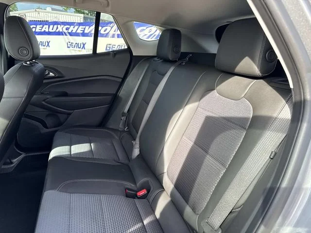 Used 2025 Gray Chevrolet LT image 34