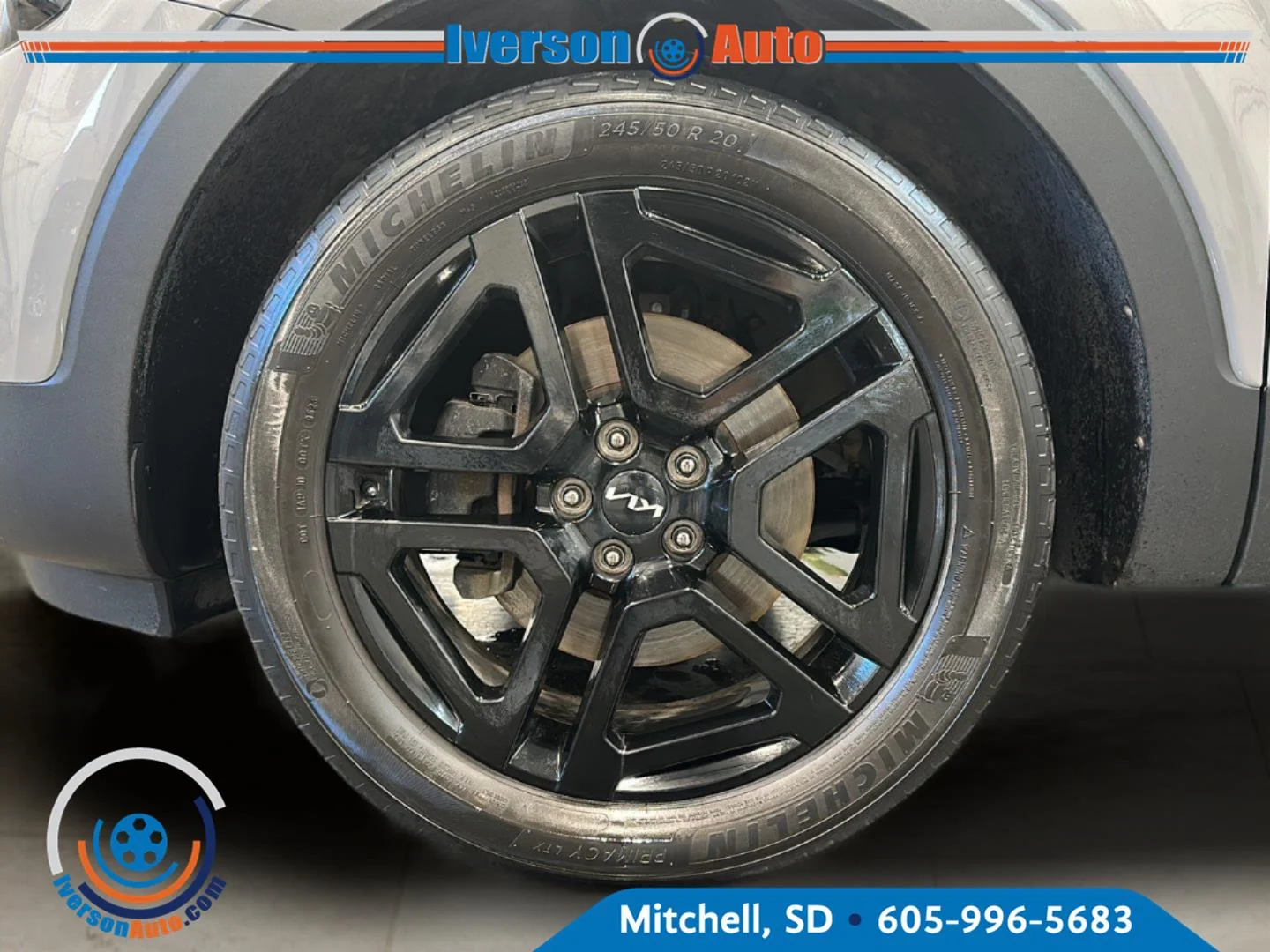 Used 2023 Wolf Gray Kia SX-Prestige X-Line image 9