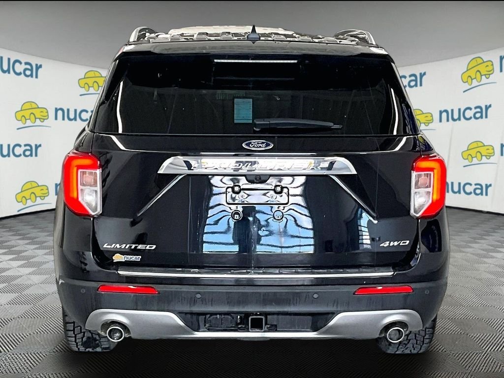 Used 2023 Black Metallic Ford Limited image 5