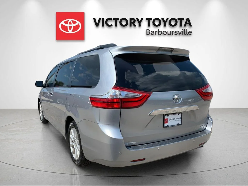 Used 2017 Silver Toyota Limited Premium image 3