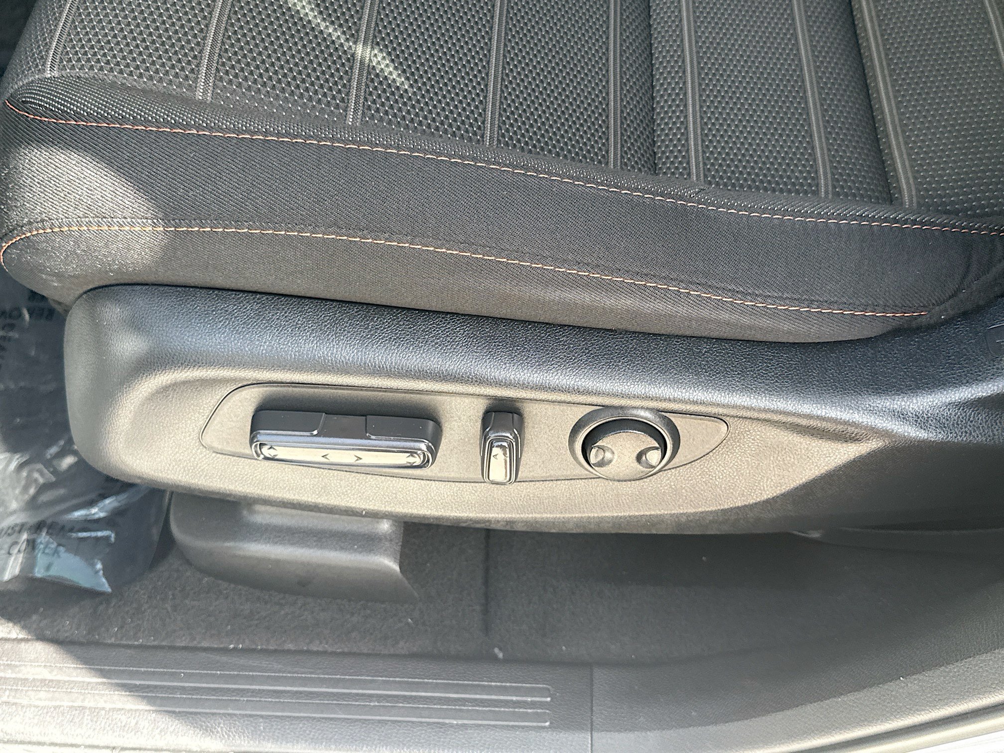 2025 Honda CR-V Sport - Photo 15