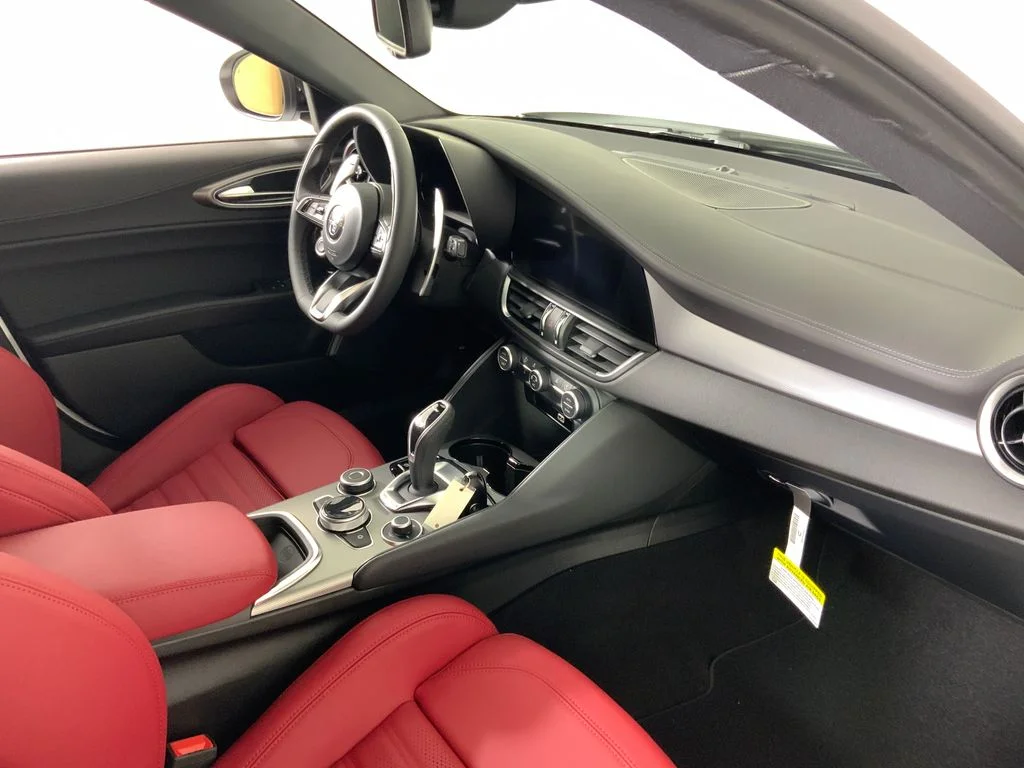 2026 Alfa Romeo Giulia Base - Photo 31