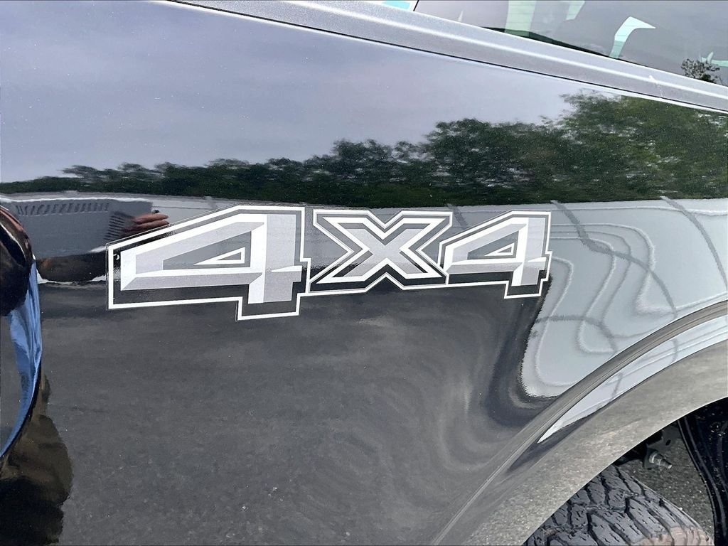 Used 2025 Black Ford XLT image 27