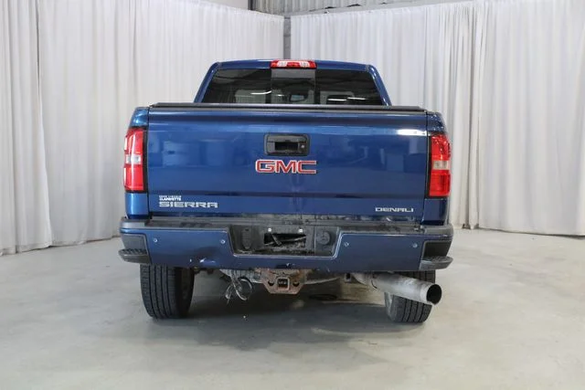 Used 2015 Blue GMC Denali image 24