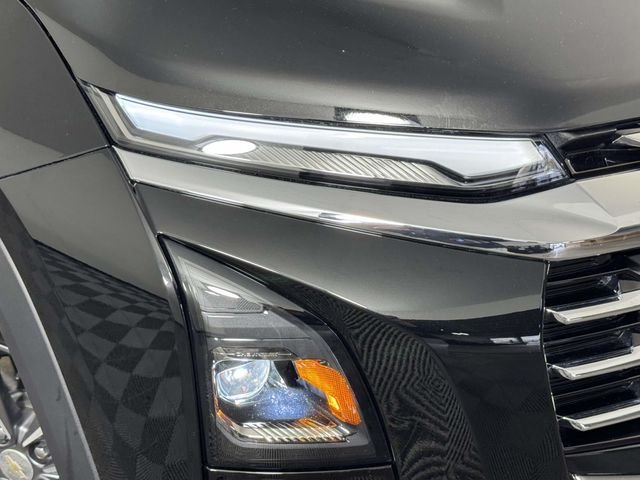 Used 2026 Black Metallic Chevrolet LT image 15