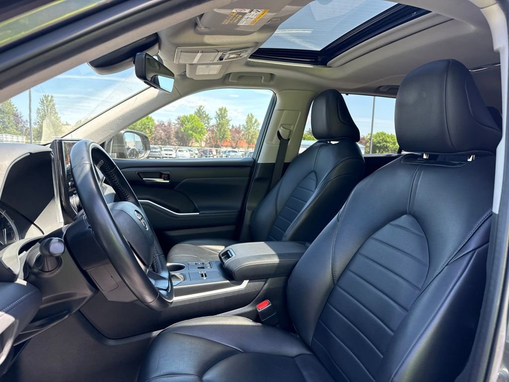 Used 2023 Magnetic Gray Metallic Toyota XLE image 8