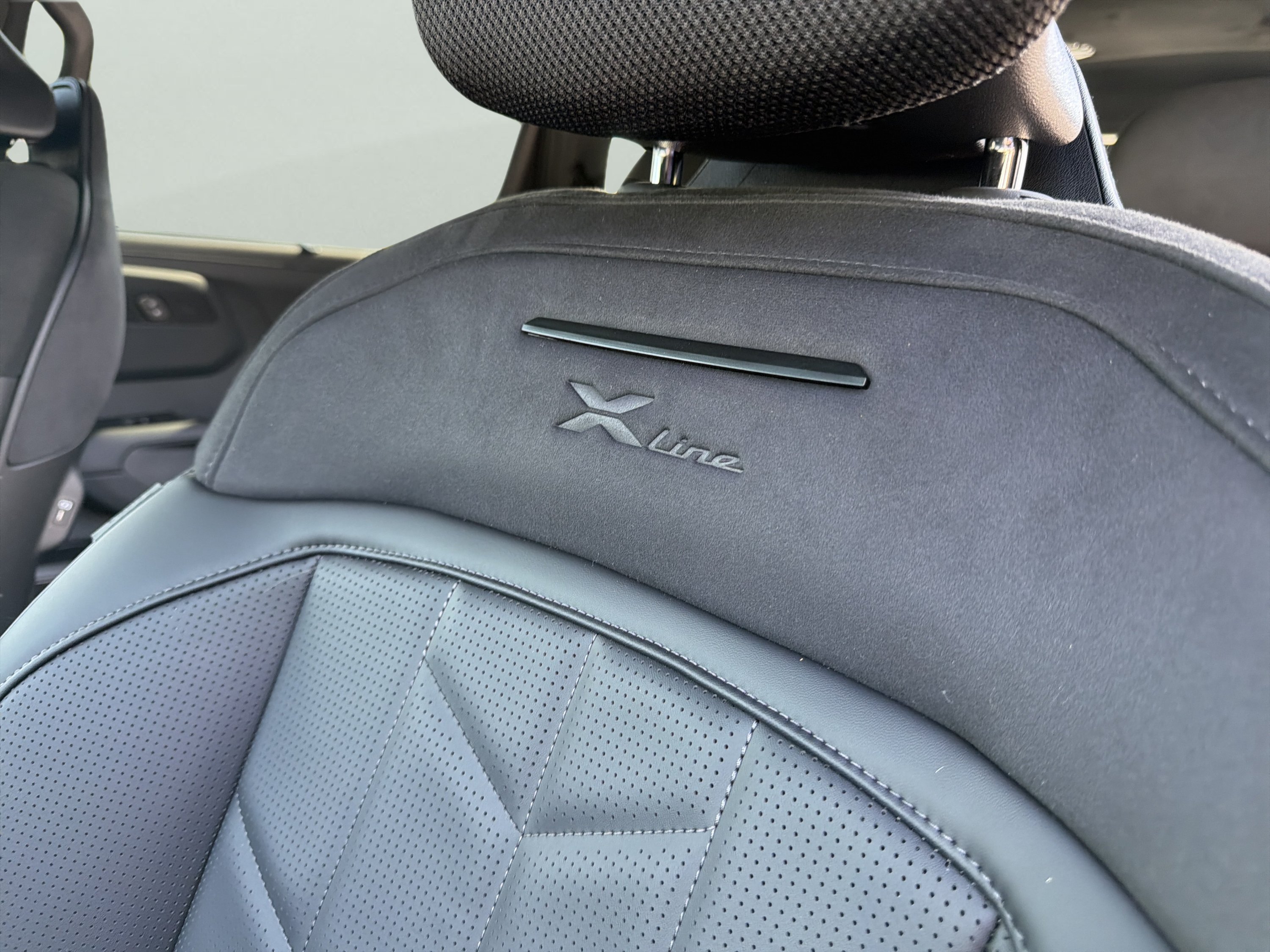 New 2027 Wolf Gray Kia X-Line SX Prestige image 23