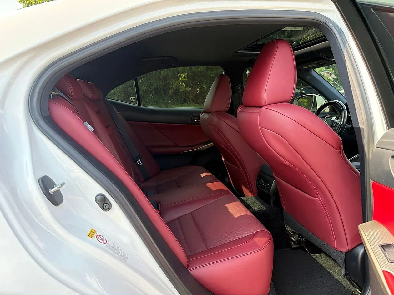 Used 2016  Lexus 350 image 29