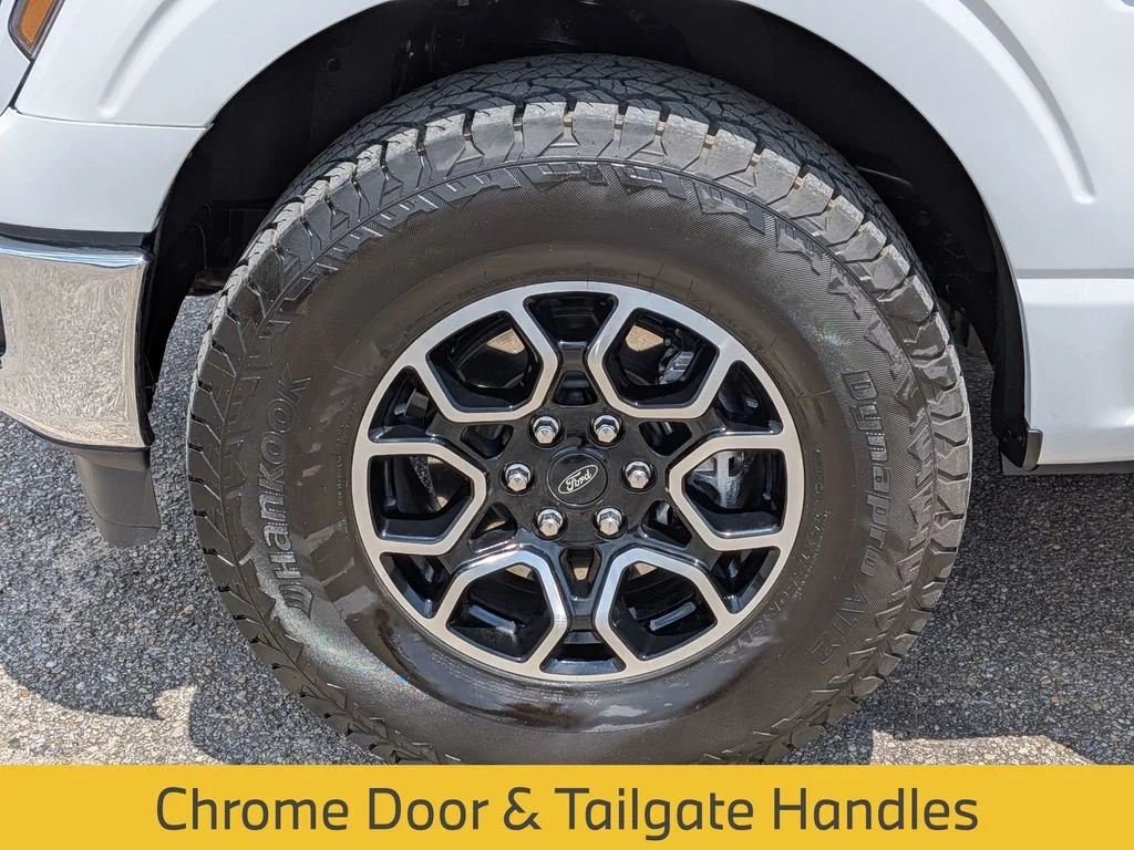 Used 2025 White Ford XLT image 12