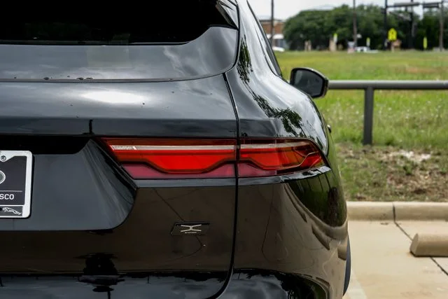 2026 Jaguar F-Pace R-Dynamic S - Photo 57