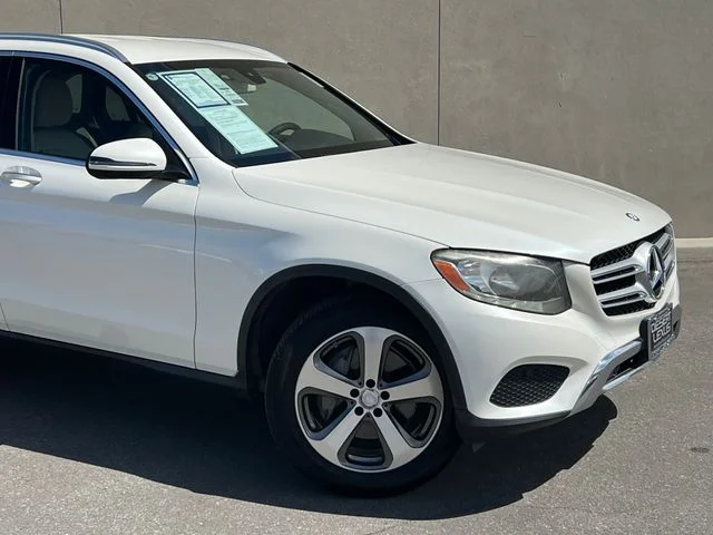 Used 2016 White Mercedes-Benz GLC 300 image 2