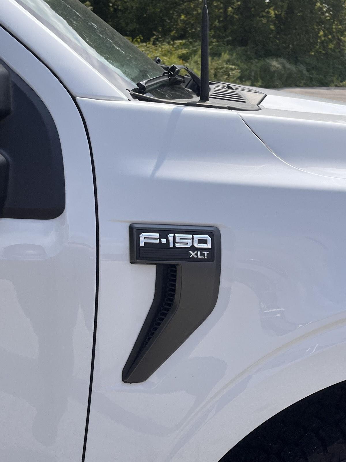 Used 2023 Oxford White Ford XLT image 14