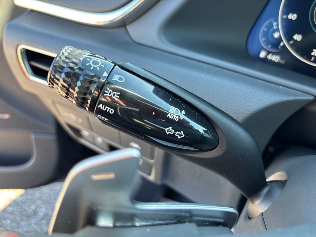 Used 2023 Blue Hyundai SEL Plus image 27