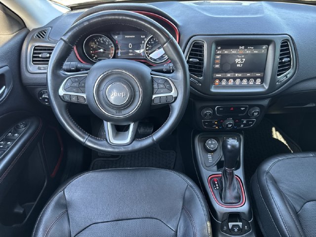 Used 2018 Black Jeep Trailhawk image 13