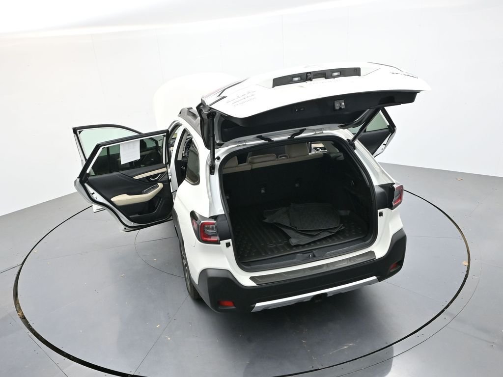 Used 2025 Crystal White Pearl Subaru Limited image 49