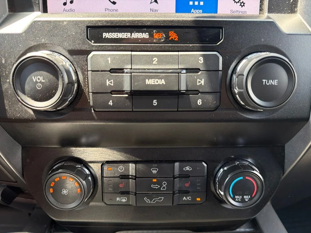 Used 2019 White Ford XLT image 39