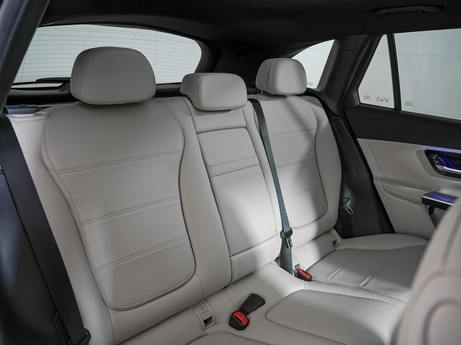 Certified Used 2024 Black Mercedes-Benz GLC 300 image 10