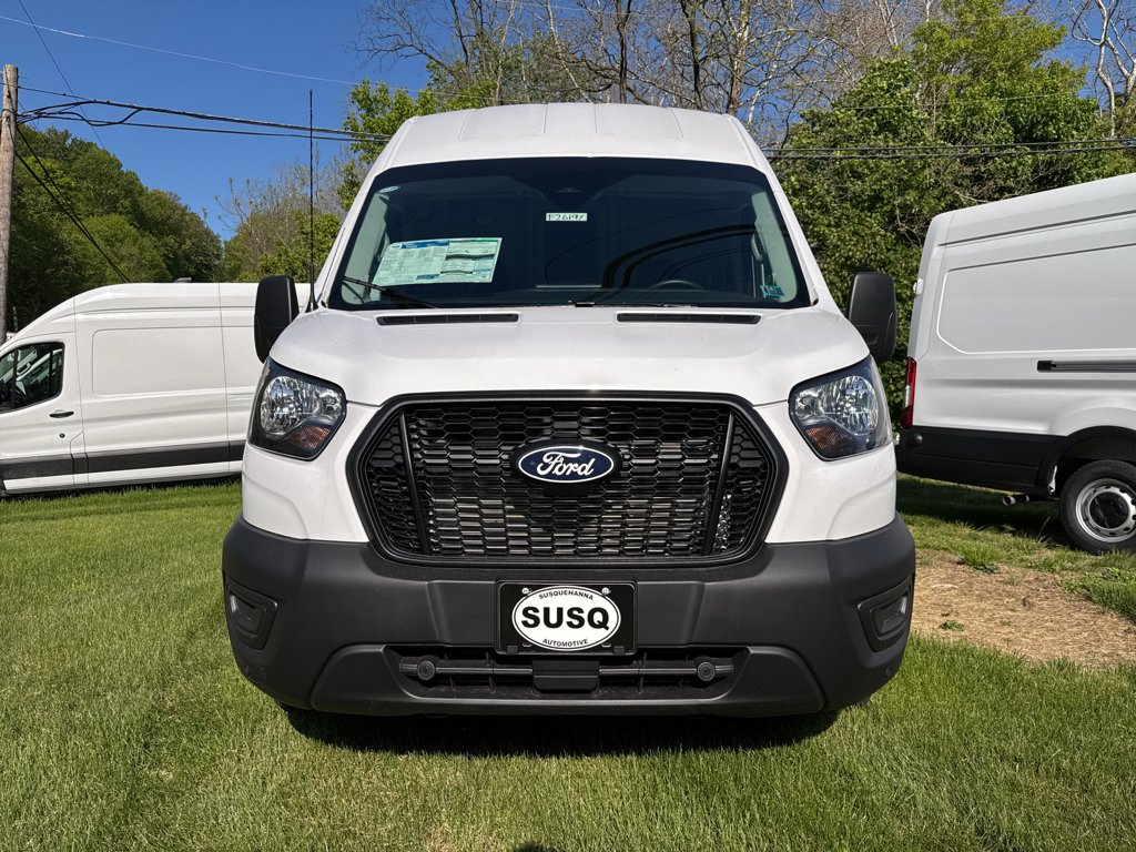 New 2026 Oxford White Ford Base w/9,950 lb. GVWR image 2