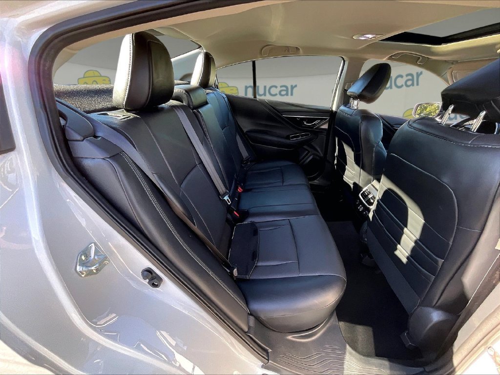 Used 2025 Crystal White Pearl Subaru Limited image 16