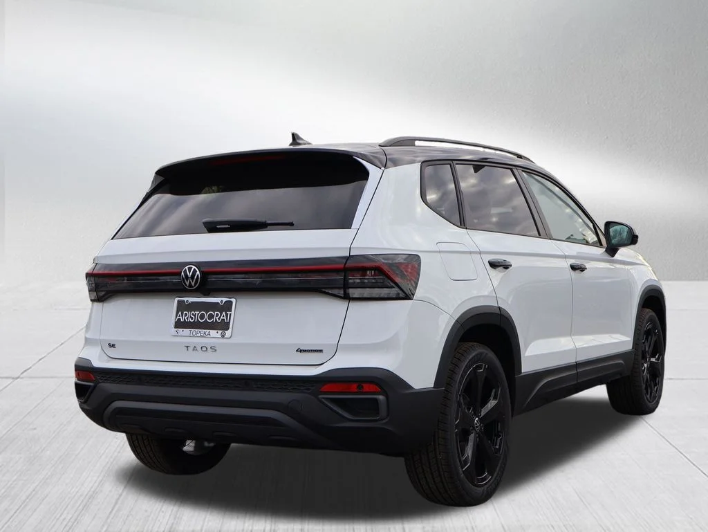 New 2026 White Volkswagen 1.5T SE Black image 22