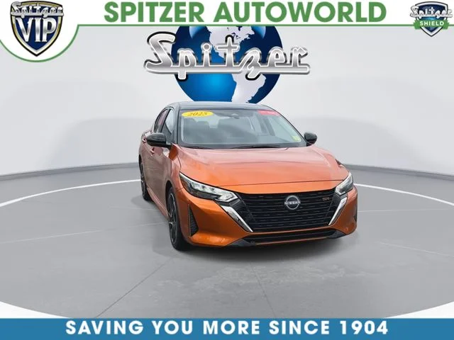 Used 2025 Orange Nissan SR image 3