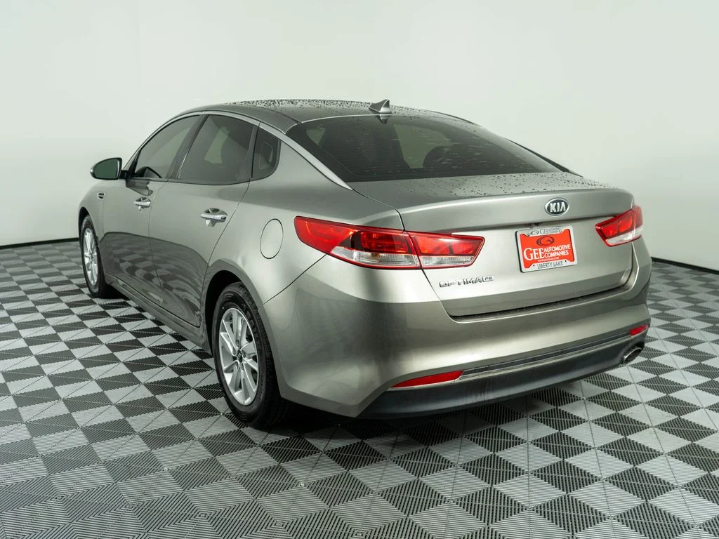 Used 2016 Gray Kia LX image 4