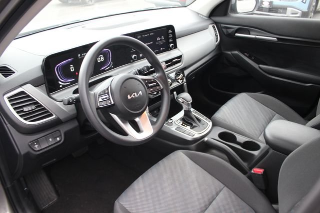 Used 2025 Gray Kia LX image 3
