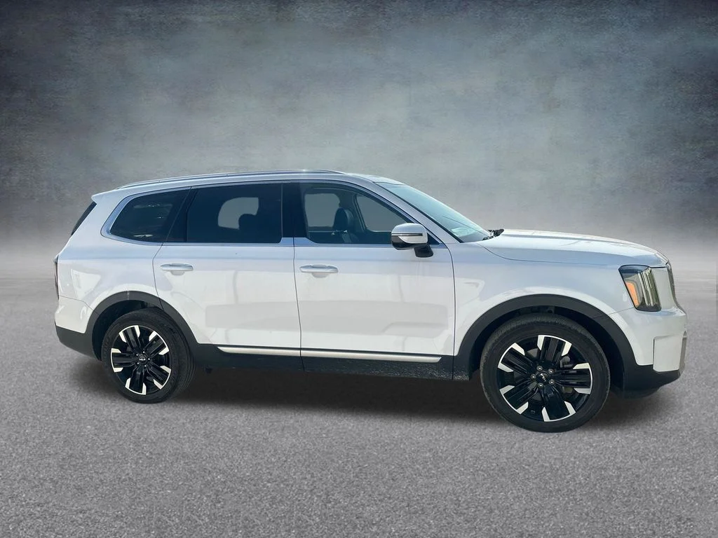 Certified Used 2024 White Kia SX-Prestige image 3