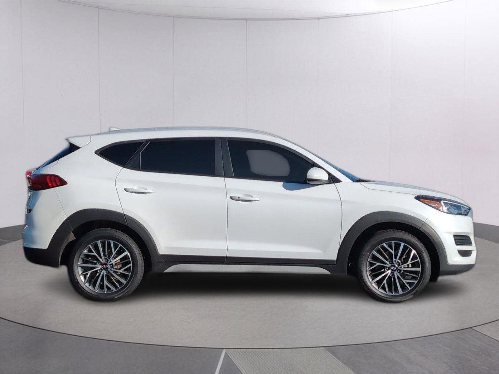 Used 2021 White Cream Hyundai SEL image 8