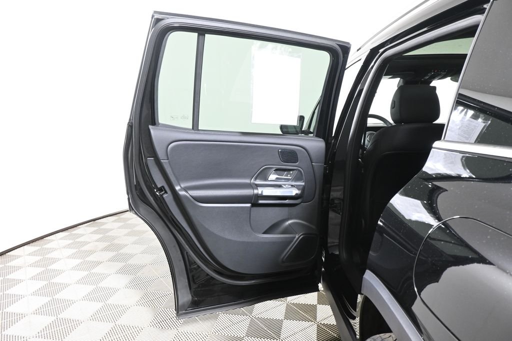 Certified Used 2026 Night Black Mercedes-Benz GLB 250 image 32