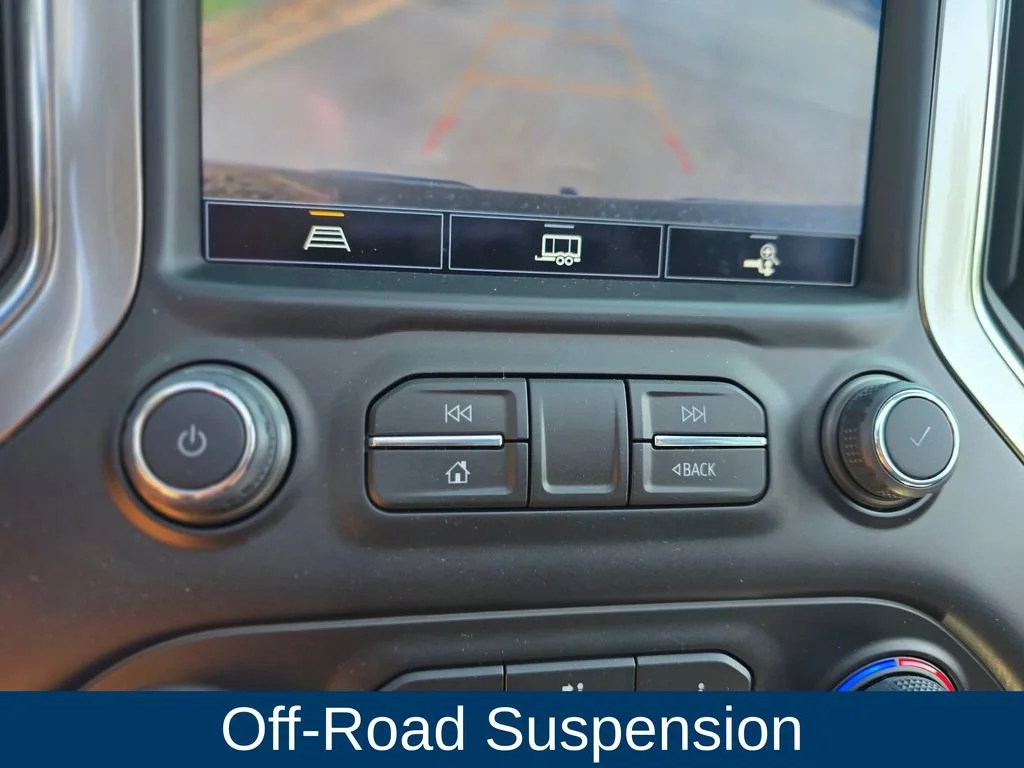 Used 2021 BLACK Chevrolet LTZ image 32