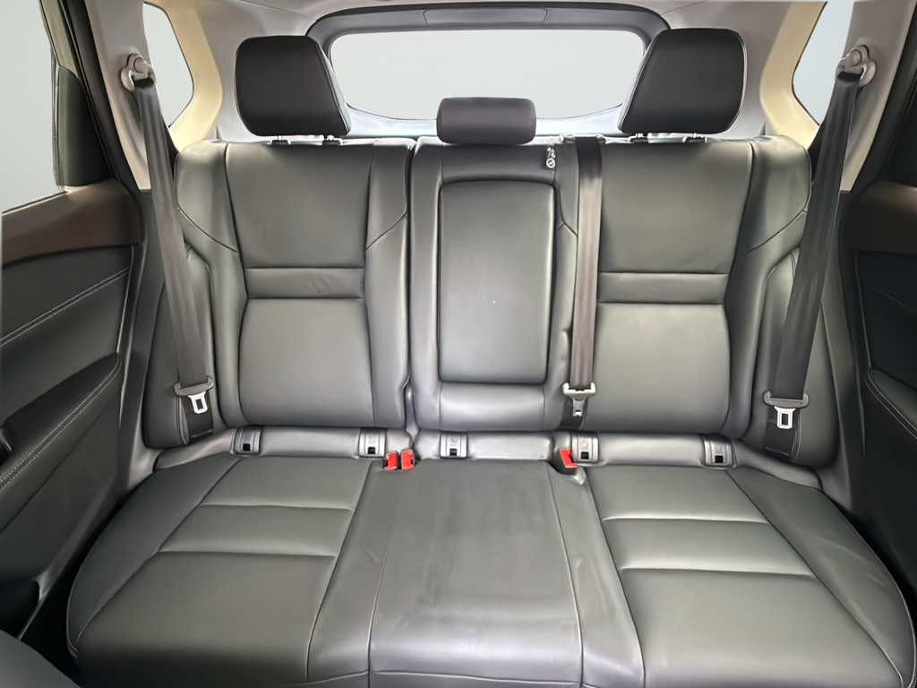 Used 2023 Gray Nissan SL image 21
