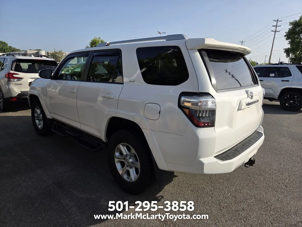 Used 2018 White Toyota SR5 Premium image 6