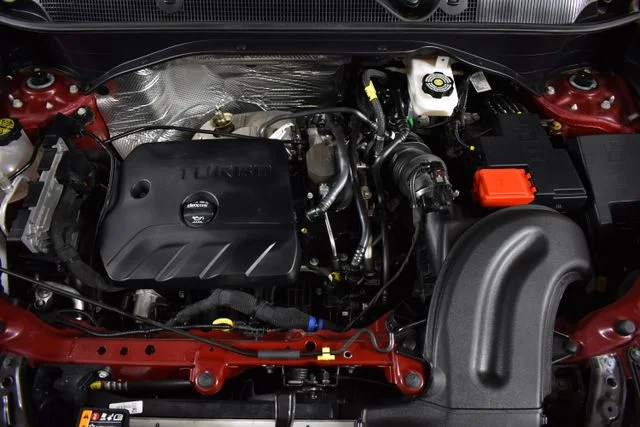 Used 2023  Buick Essence image 22