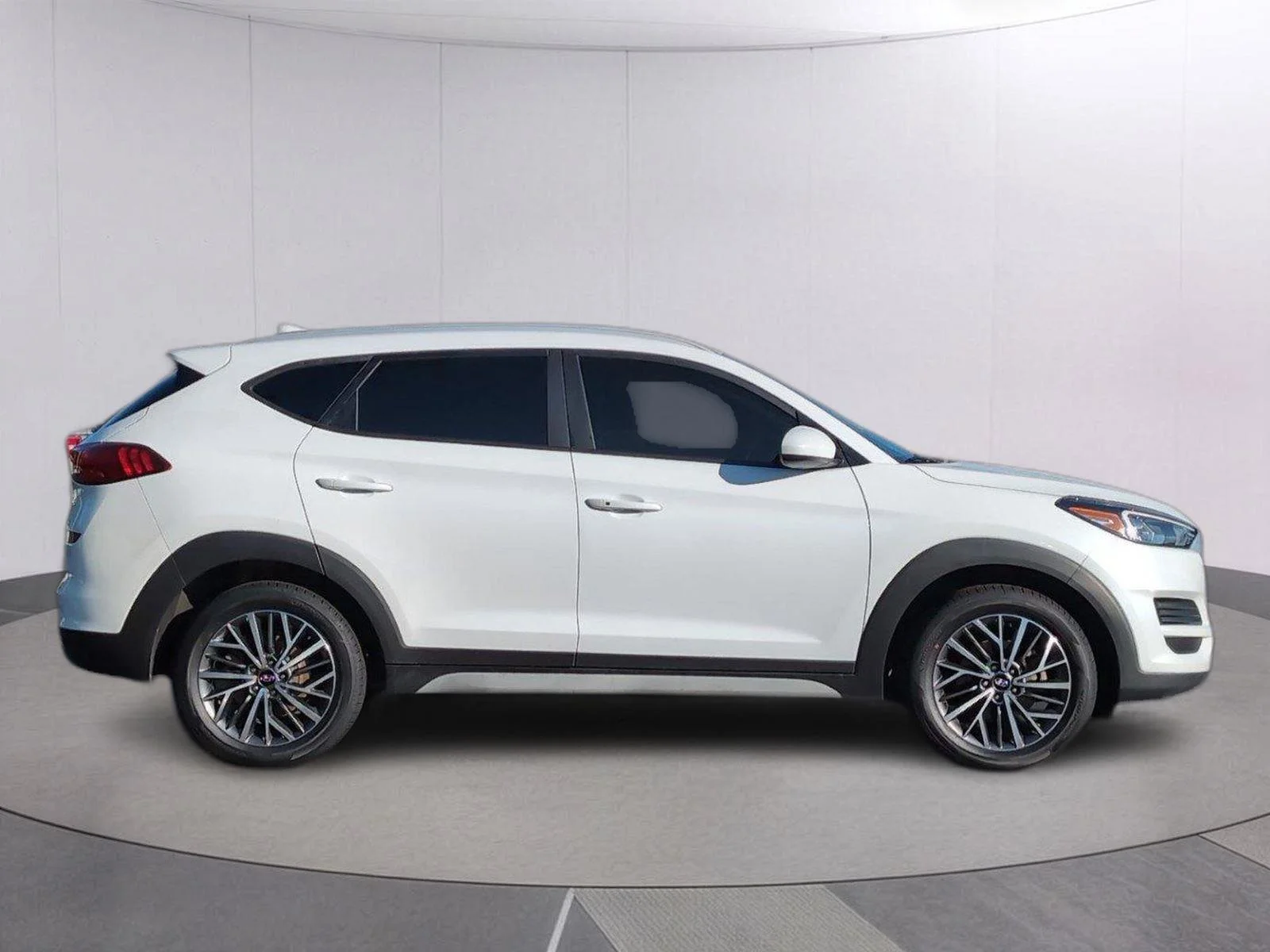 Used 2021 White Cream Hyundai SEL image 8