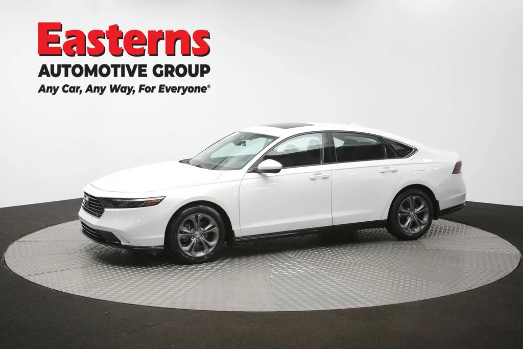 Used 2024 White Honda EX image 57