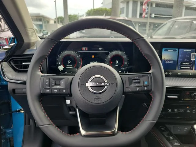 New 2026 Arctic Ice Blue Metallic / Super Black Two-tone Nissan SR image 15