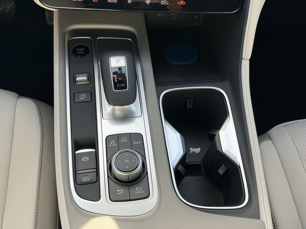 New 2027 RADIANT WHITE INFINITI Luxe AWD image 20