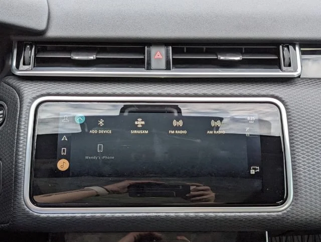 Used 2022 Black Land Rover R-Dynamic S image 6