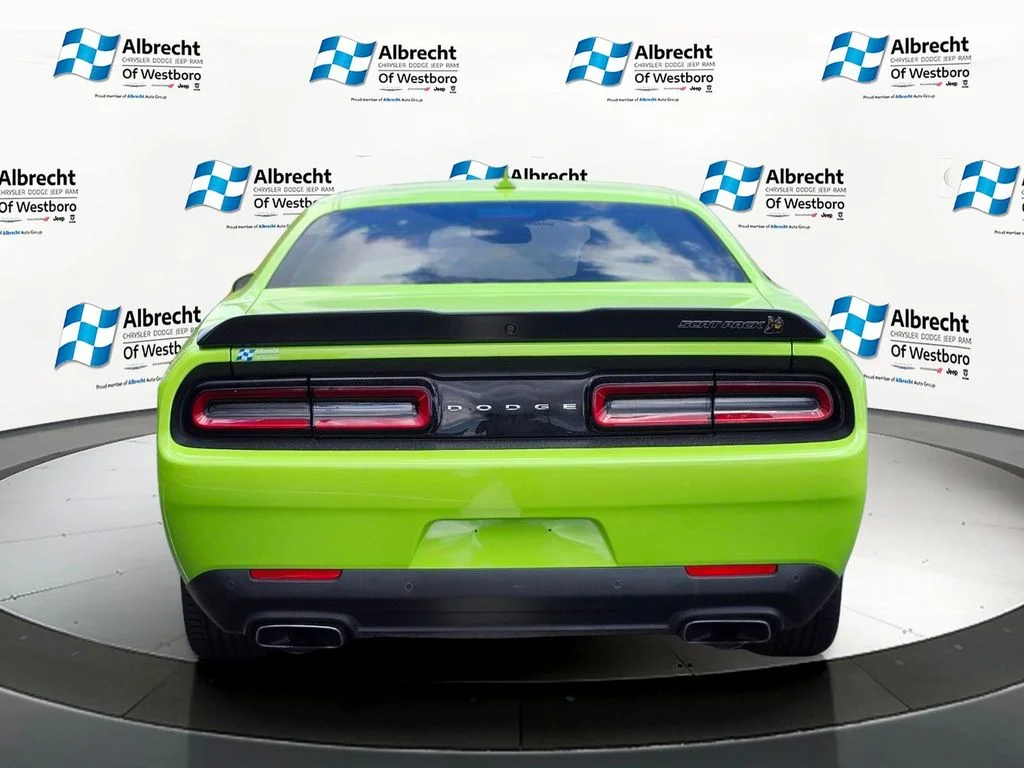 Used 2023 Green Dodge R/T Scat Pack image 4