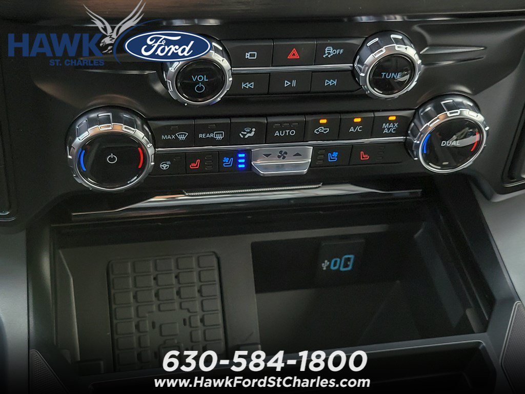 New 2026 Oxford White Ford F-250® Lariat® image 14