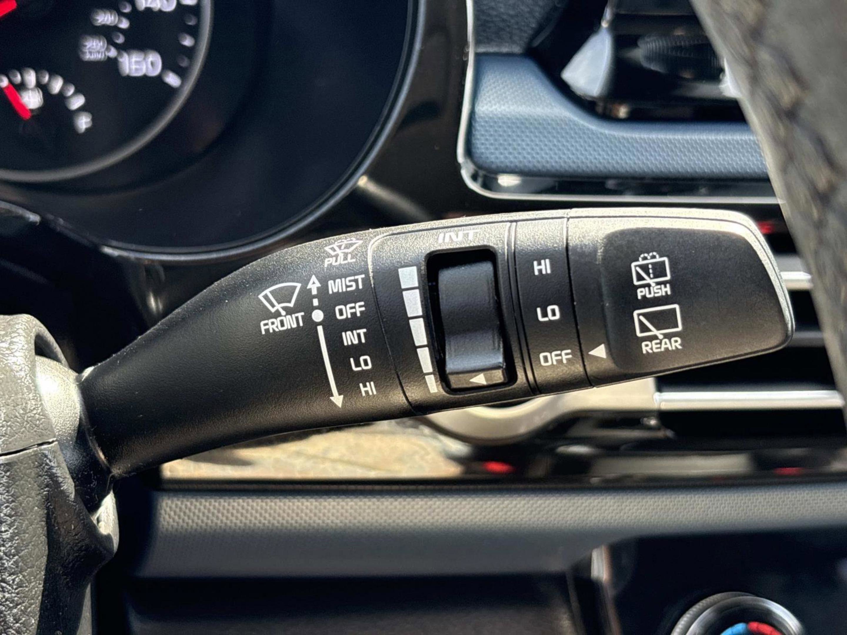 2023 Kia Seltos S - Photo 29