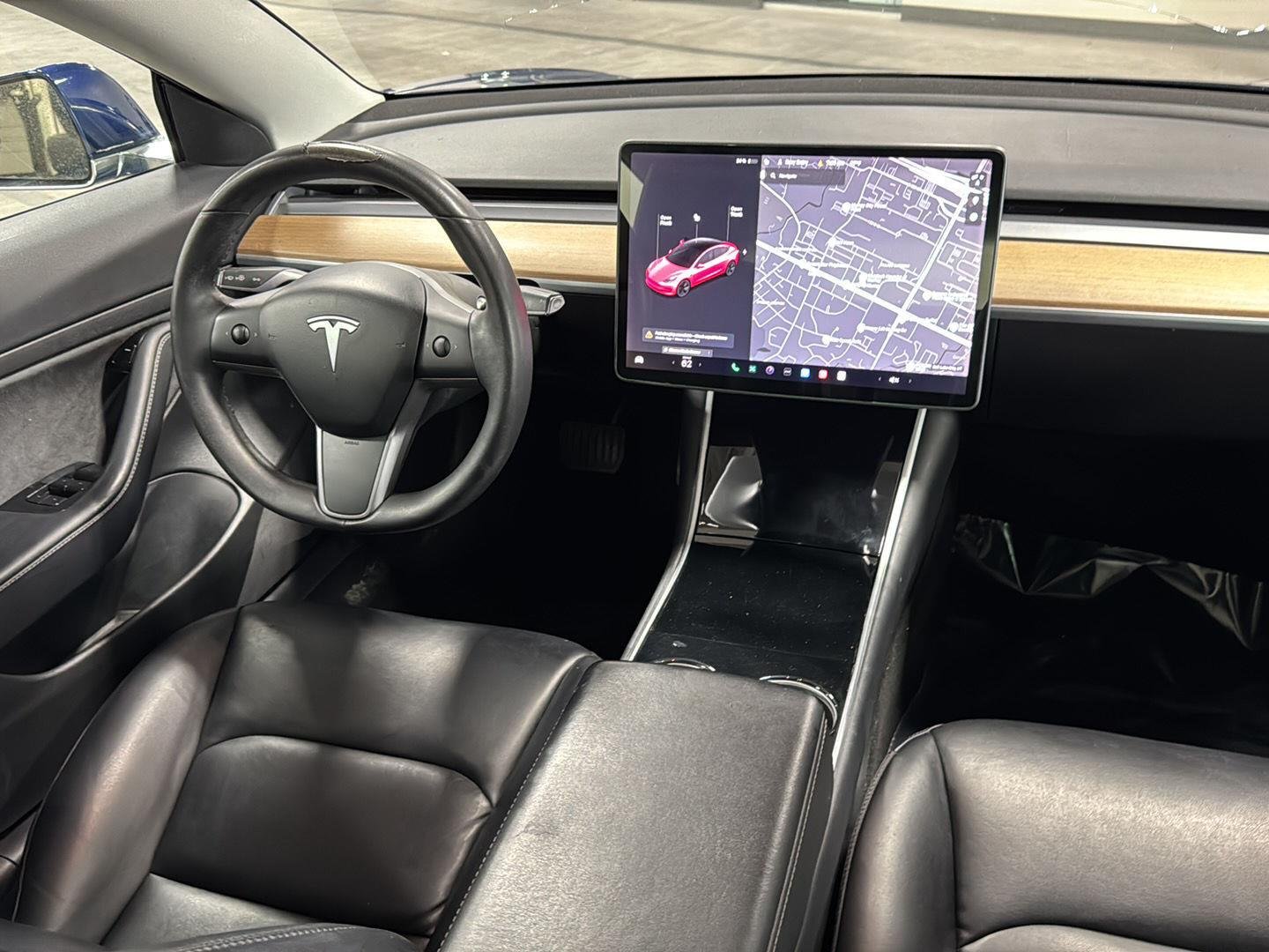Used 2020 Pearl White Multi-Coat Tesla Standard Range image 23