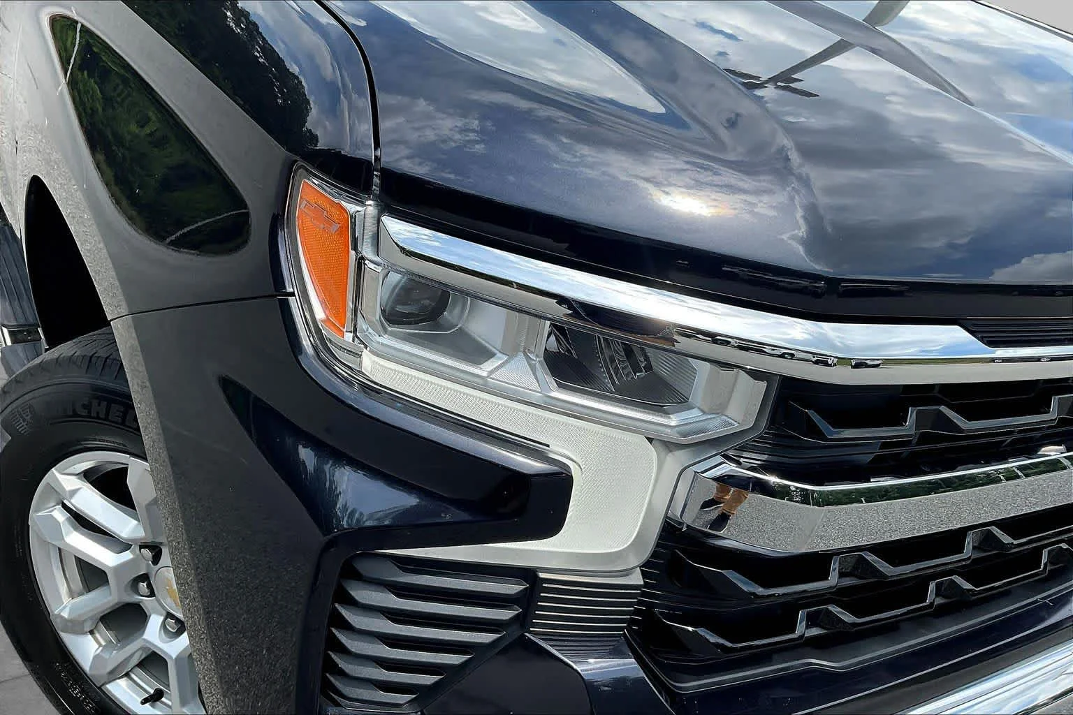 Used 2023 Dark Ash Metallic Chevrolet LT image 54